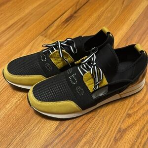 Bebe Sneakers